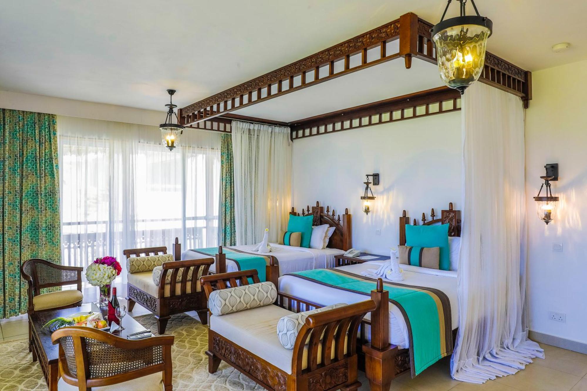 Quarto Superior Deluxe com 2 Camas de Solteiro